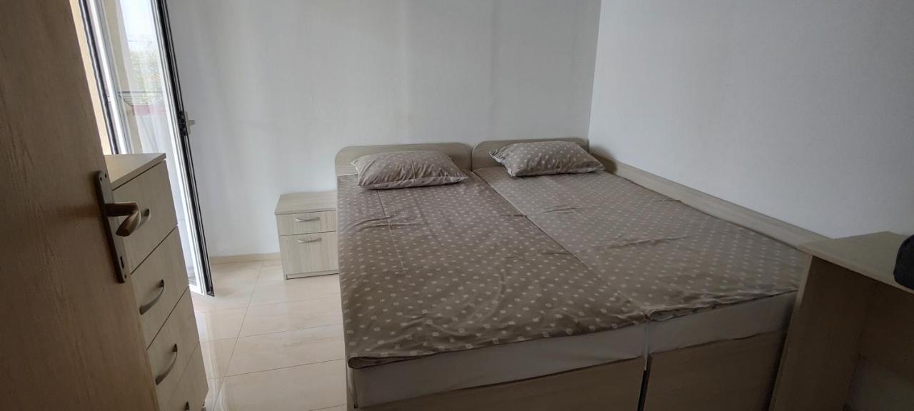 Apartmani Matela Петрчане Экстерьер фото