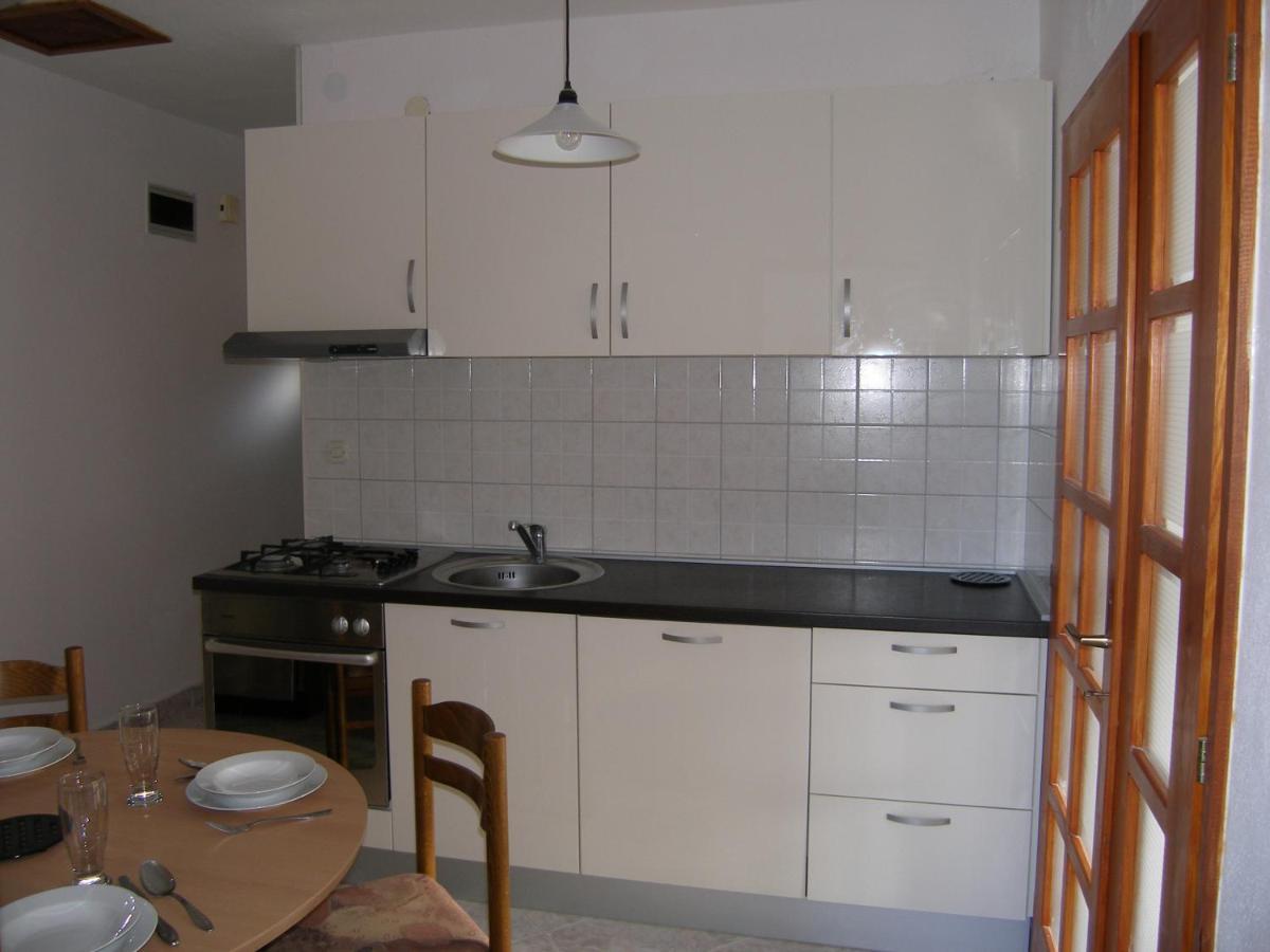 Apartmani Matela Петрчане Экстерьер фото