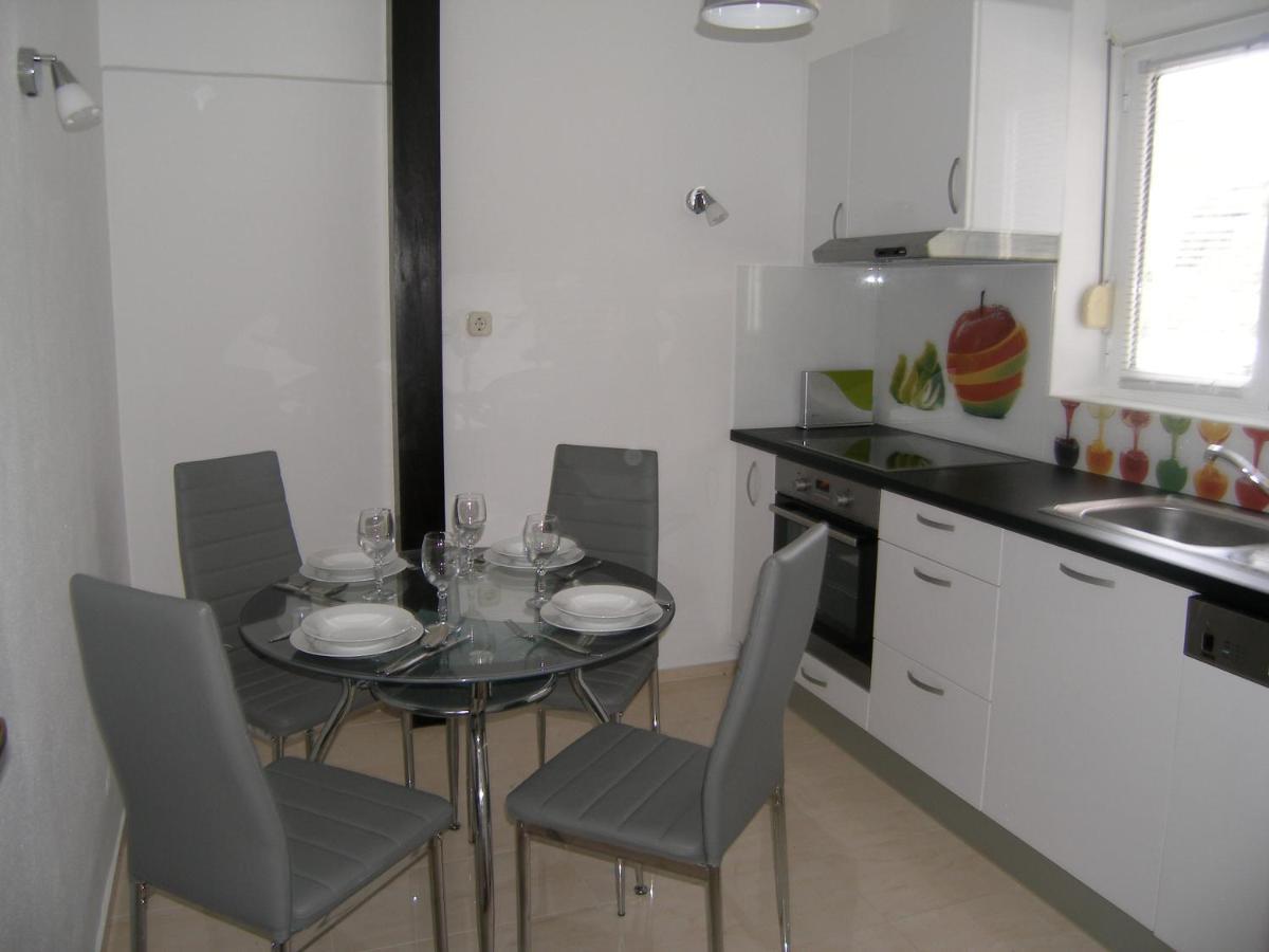 Apartmani Matela Петрчане Экстерьер фото